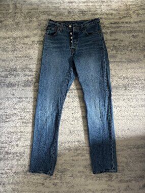 Levis Straight Leg 501 Jeans Womens